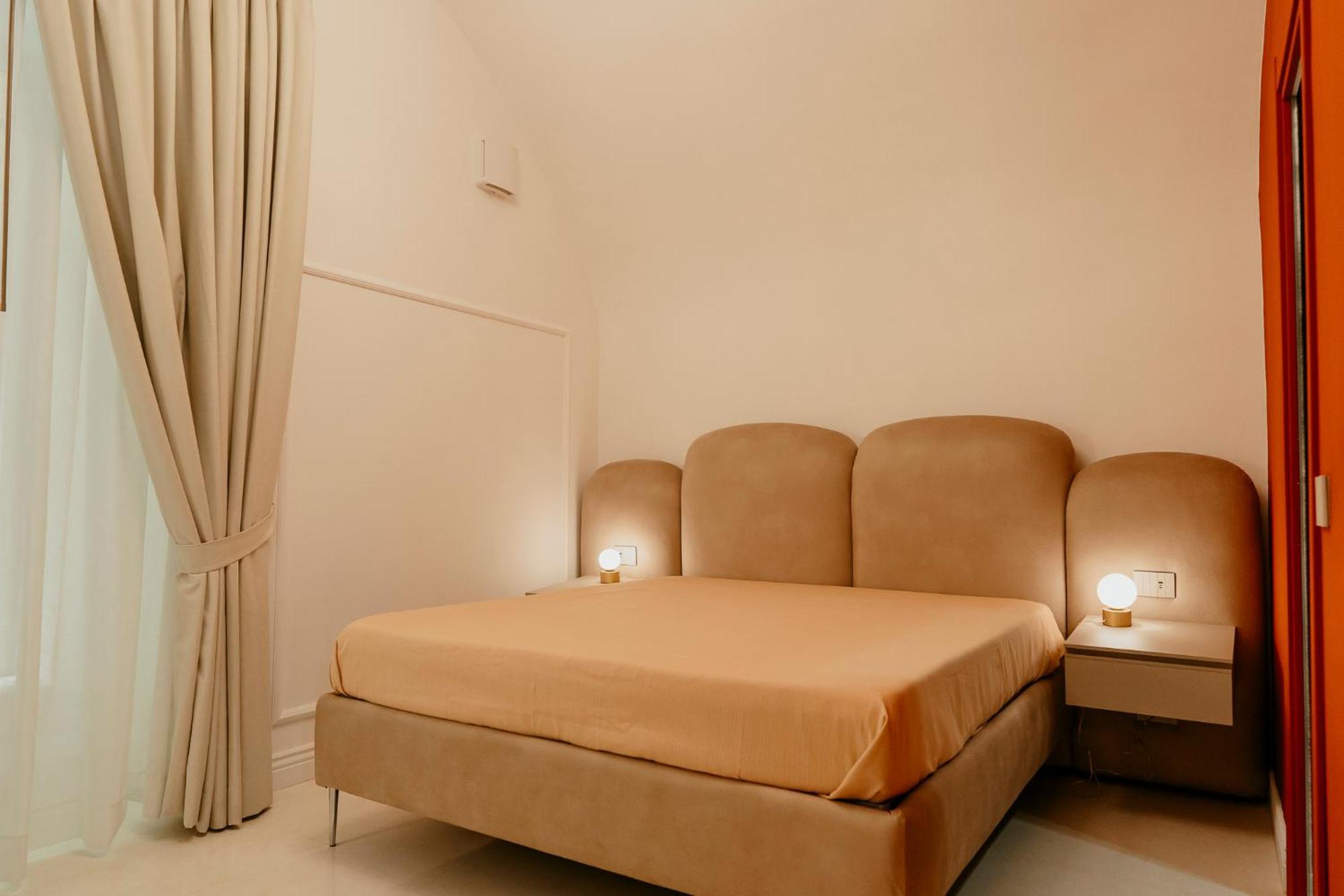 Luxury Apartment-Quartieri Spagn By Alux38 Naples Exterior photo