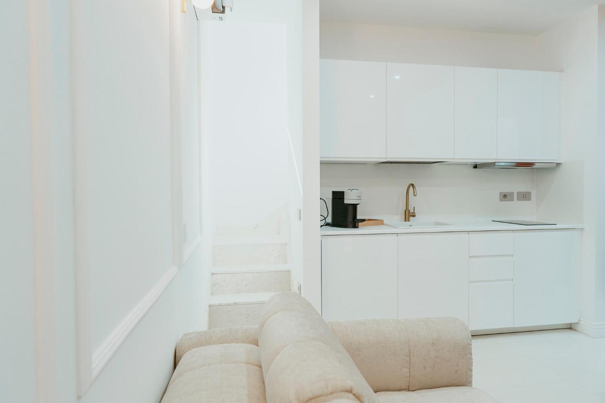 Luxury Apartment-Quartieri Spagn By Alux38 Naples Exterior photo